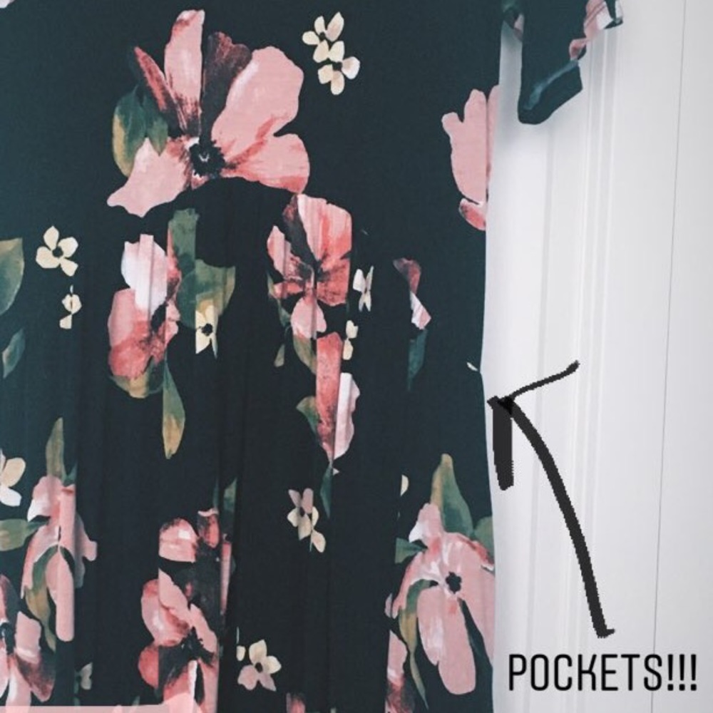 floral midi dress with pockets